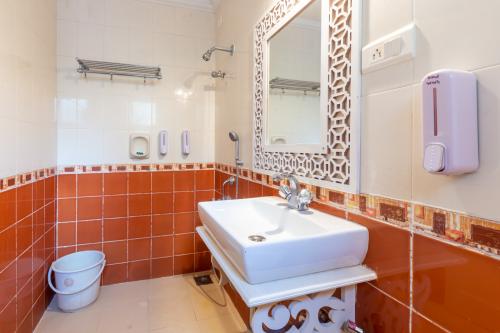 1228img-20241225-wa0314