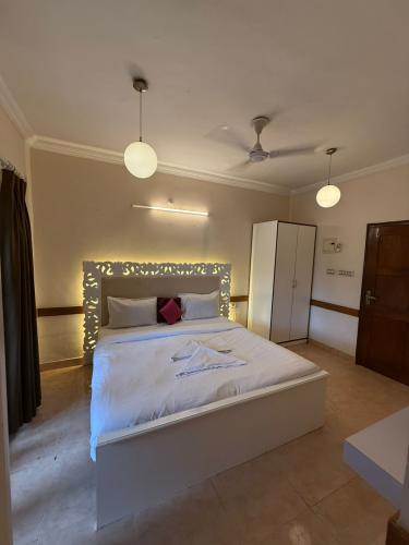 1689img-20250625-wa0067