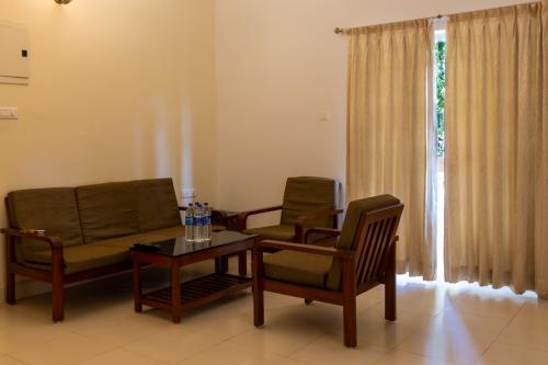 731img-20241225-wa0319