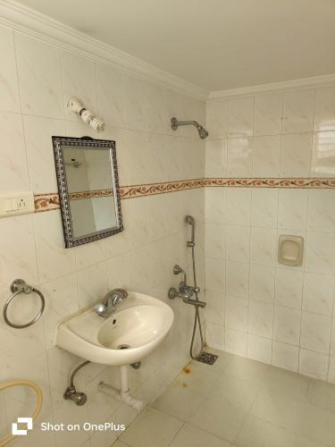 img-20250318-wa0048