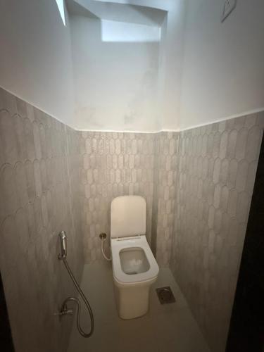 whatsapp_image_2026-03-16_at_18